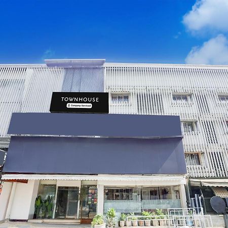 מלון מומביי Townhouse Khar The Habitat מראה חיצוני תמונה