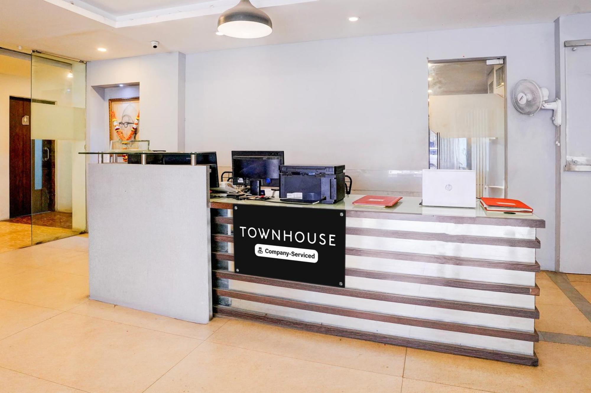 מלון מומביי Townhouse Khar The Habitat מראה חיצוני תמונה